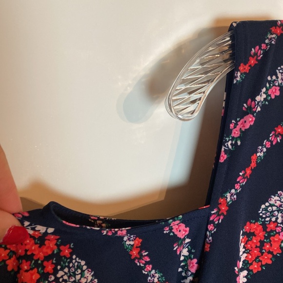 Maurice's Cold Shoulder Handkerchief Hem Navy Blue Pink Floral Midi Dress SZ 1 - Picture 6 of 15